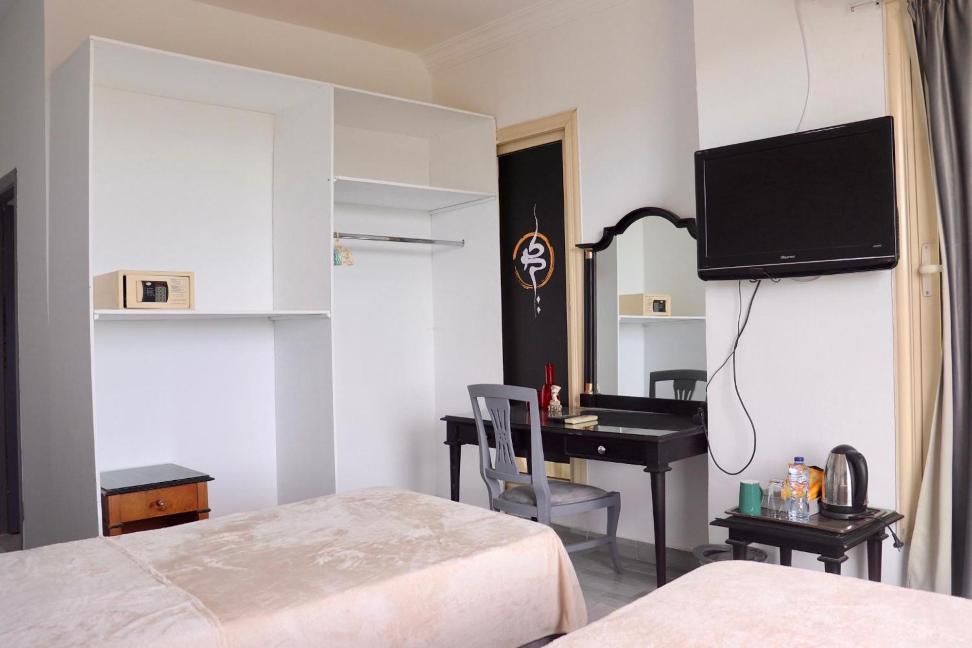 K Boutique Hotel Medspa-Pyramids & Grand Egyptian Museum Ghatati Esterno foto