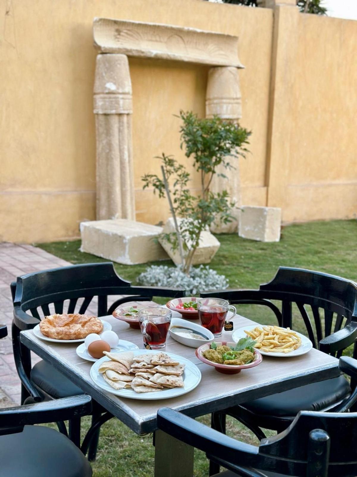 K Boutique Hotel Medspa-Pyramids & Grand Egyptian Museum Ghatati Esterno foto