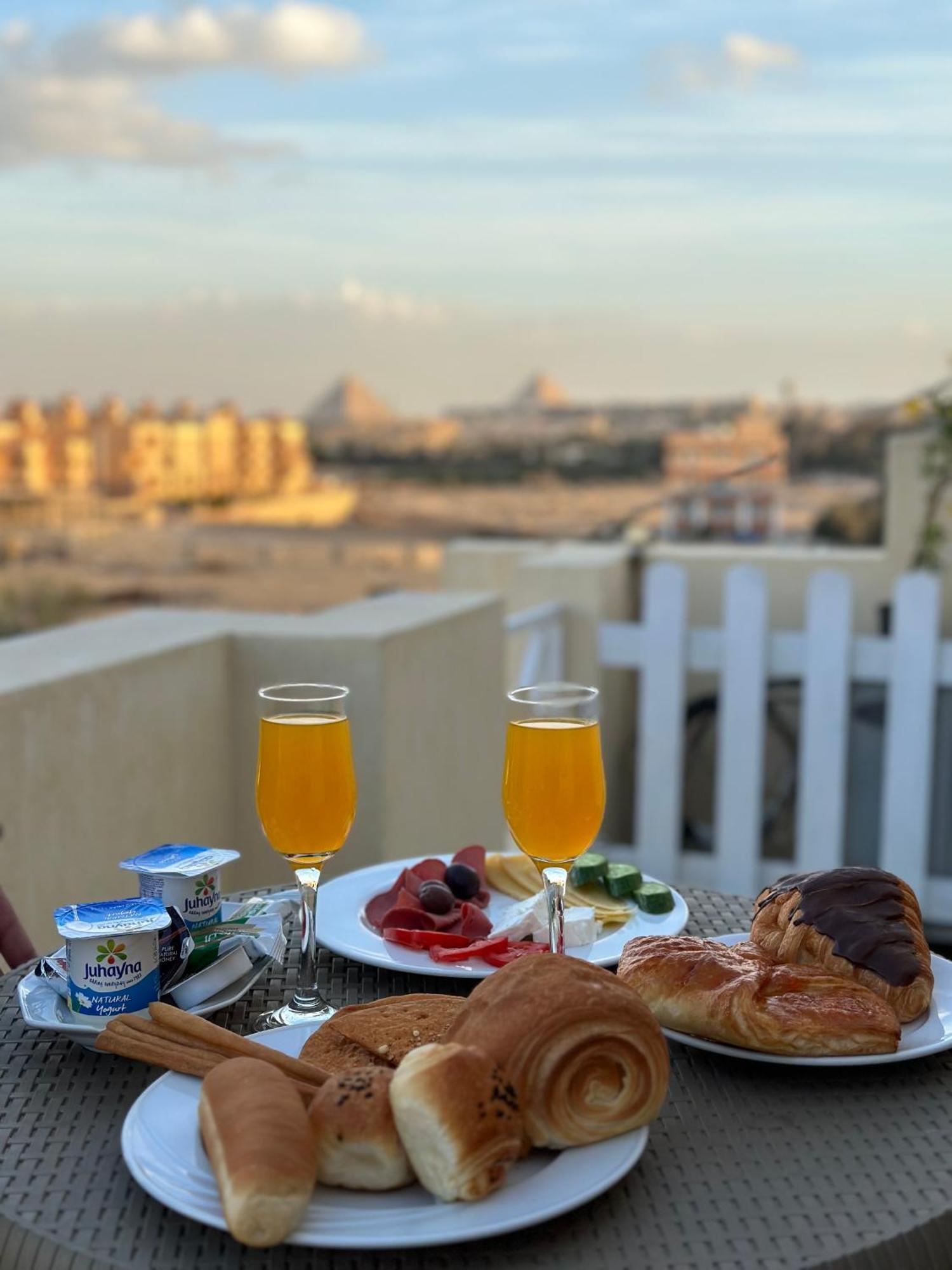 K Boutique Hotel Medspa-Pyramids & Grand Egyptian Museum Ghatati Esterno foto