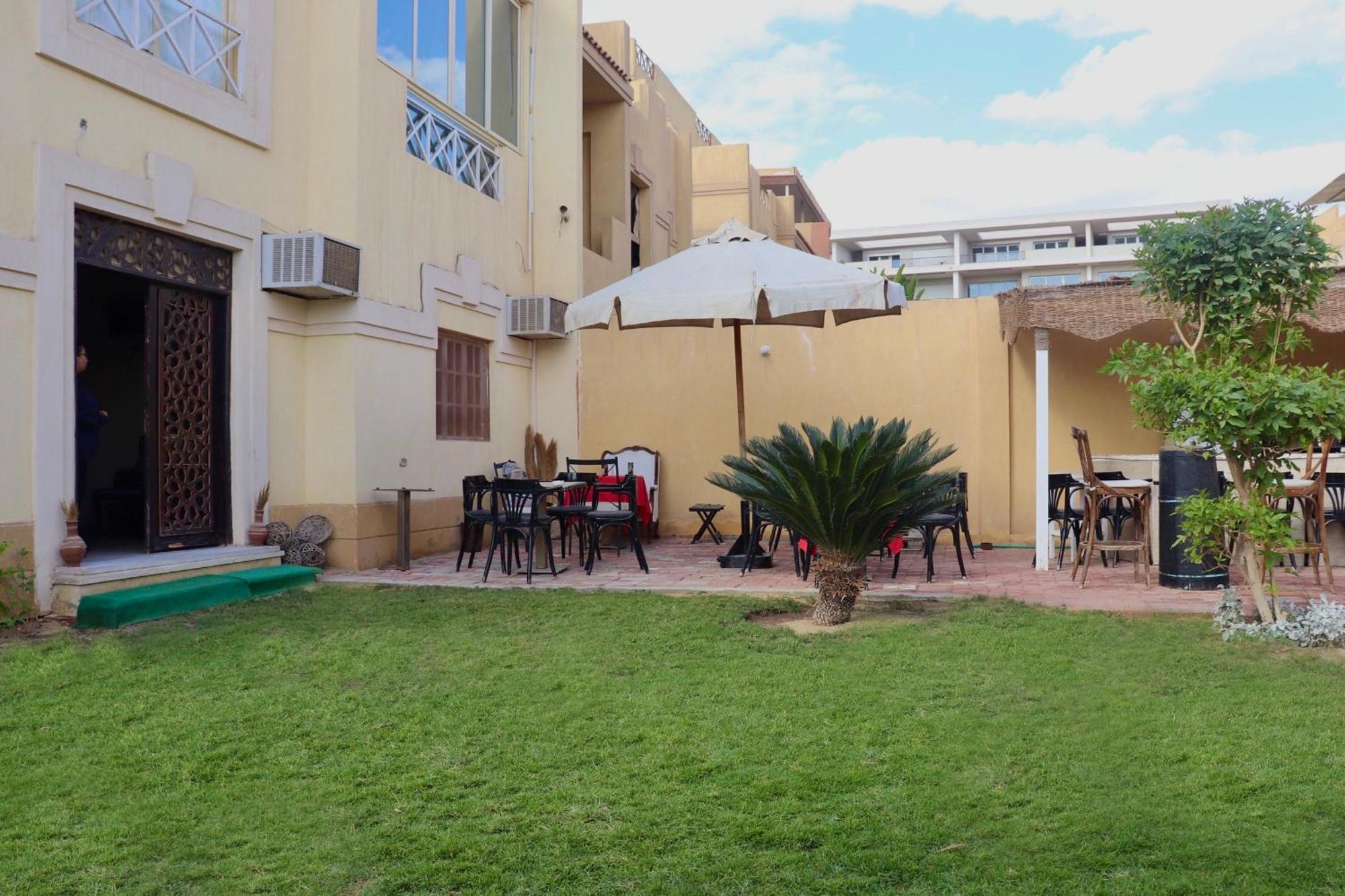 K Boutique Hotel Medspa-Pyramids & Grand Egyptian Museum Ghatati Esterno foto