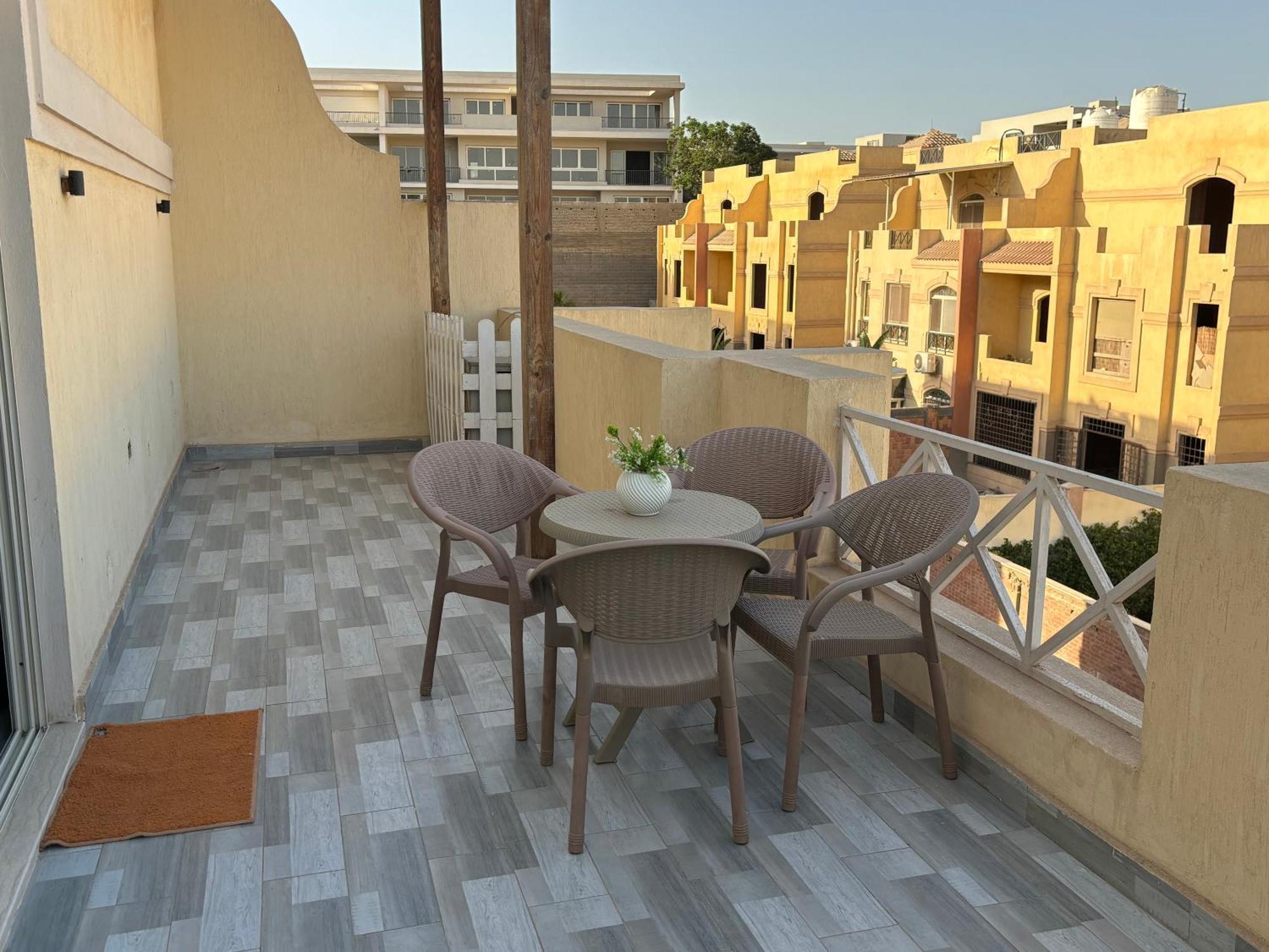 K Boutique Hotel Medspa-Pyramids & Grand Egyptian Museum Ghatati Esterno foto